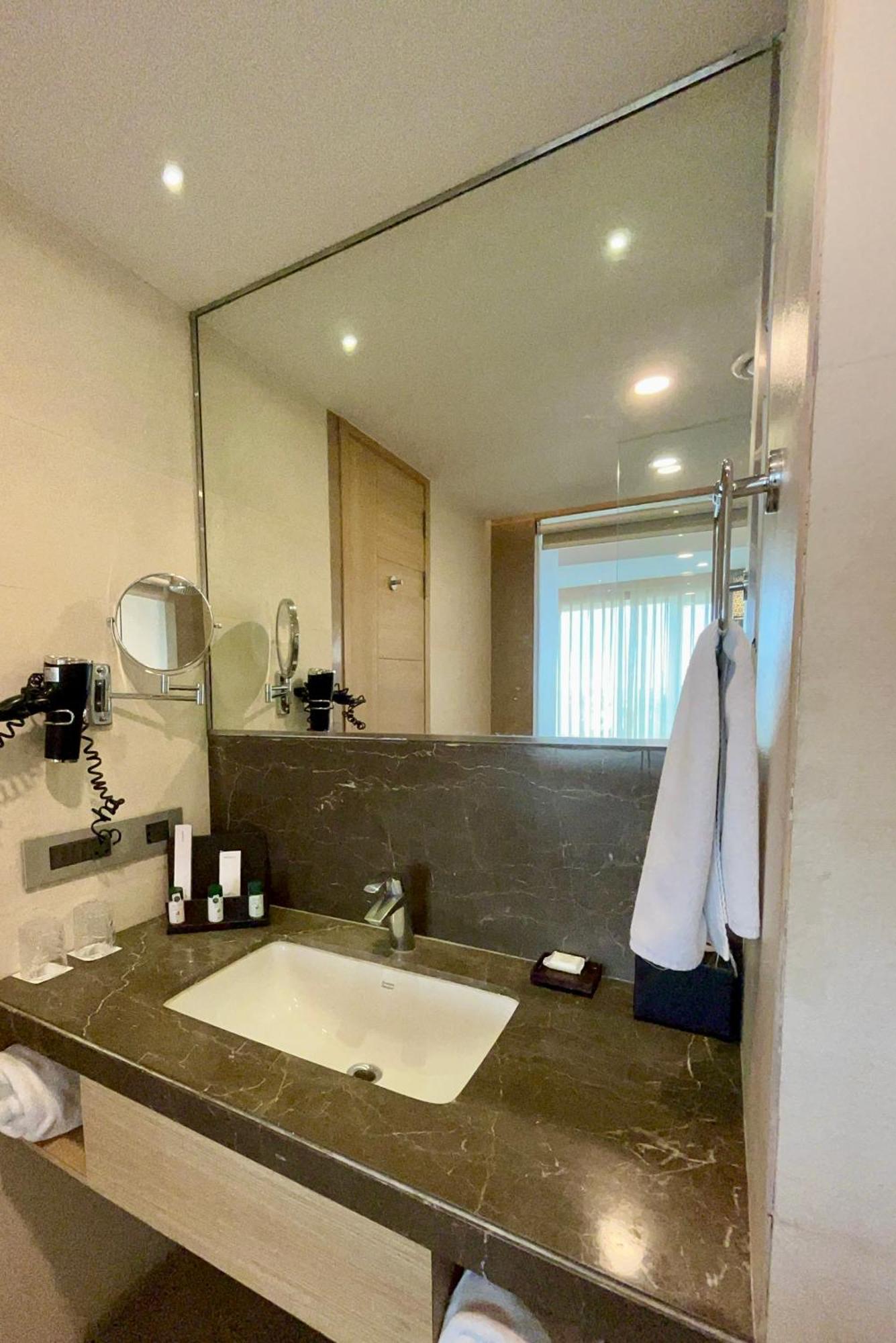 فندق The Fern Residency Sarnath فاراناسي المظهر الخارجي الصورة